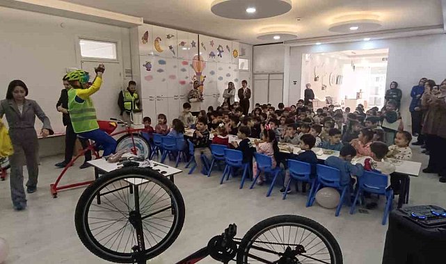 Büyükşehir, Avrupa Bisiklet Başkenti Konya'da anaokullarında bisiklet etkinlikleri başlattı