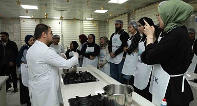 Büyükşehir KAYMEK'ten yabancı öğrencilere Kayseri Yemekleri Kursu ve Yağlama etkinliği