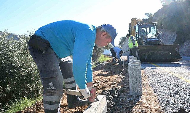 Büyükşehir'den Aydın genelinde eş zamanlı yol hamlesi