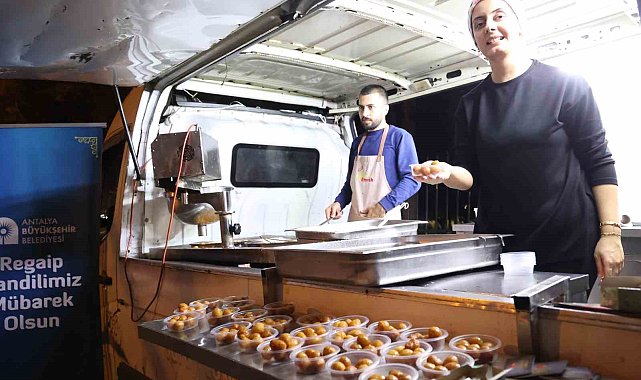 Büyükşehir'den Regaip Kandili'nde lokma ve kandil simidi ikramı