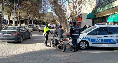 Çan'da güvenli trafik için denetimler devam ediyor