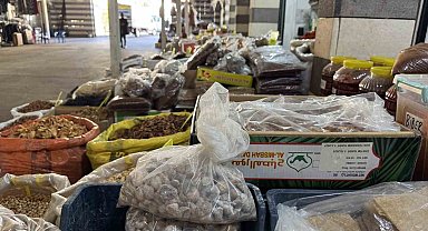 Çermik organik kuruyemiş pazarına yoğun ilgi