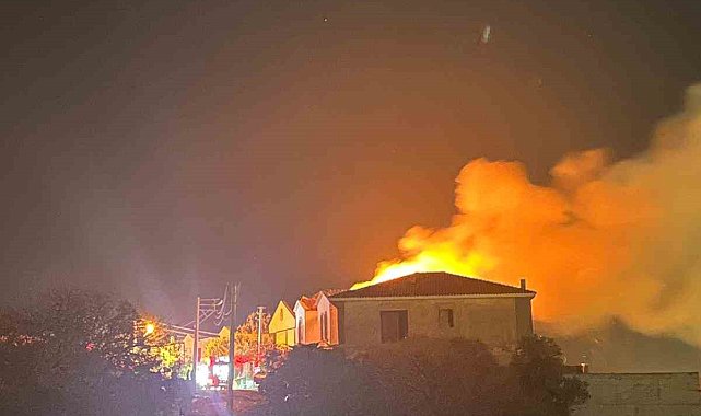 Çeşme'de villa yangını