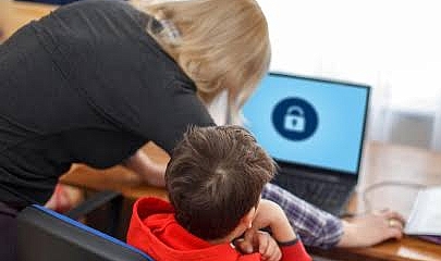 Çocukların dijital hakları sosyal medyada da korunacak
