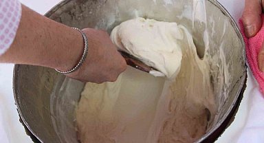 Coğrafi işaretli Görele Dondurması kış mevsiminde de ilgi görüyor