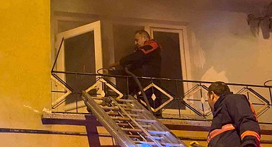 Çorum'da apartmanda çıkan yangında 10 kişi dumandan etkilendi