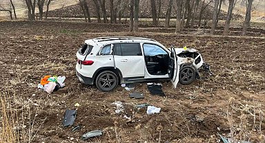 Çorum'da cip takla attı: 2 yaralı