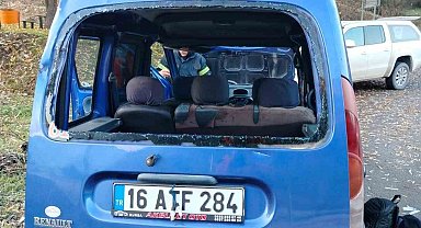 Çorum'da otomobil şarampole devrildi: 3 yaralı