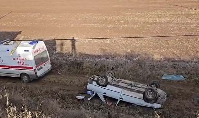 Çorum'da otomobil tarlaya uçtu: 2 yaralı