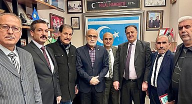 Cumhurbaşkanı Başdanışmanı Topçu, Suriye Türkmenlerinden oluşan heyeti kabul etti