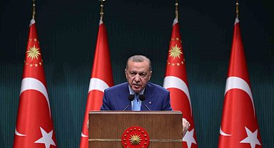 Cumhurbaşkanı Erdoğan: "Muhalefetin iş bilmezliğine bakıp asla umutsuzluğa kapılmayın, liyakatli kadrolar Türkiye'de iş başındadır"