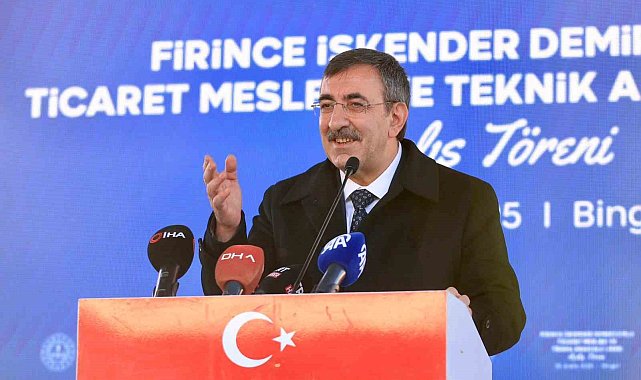 Cumhurbaşkanı Yardımcısı Yılmaz: "2025 yılı sonunda turizm gelirimizin 64 milyar dolara ulaşması beklenmektedir"