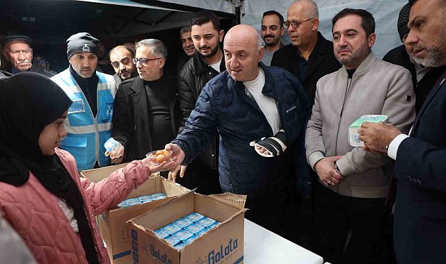 Darıca'da vatandaşlara lokma ikram edildi