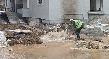 Delinen doğal gaz borusu ekipleri alarma geçirdi