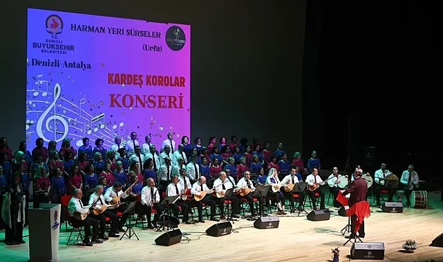 Denizli'de sanatseverlere 'Kardeş Korolar Konseri'
