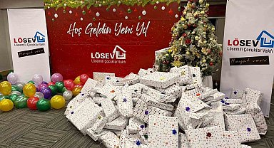 Denizlili Lösemi tedavisi gören çocukların yeni yıl hayalleri gerçeğe dönüşüyor