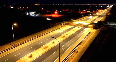 Dicle Elektrik'ten Şanlıurfa-Mardin karayoluna 49 milyon TL'lik aydınlatma