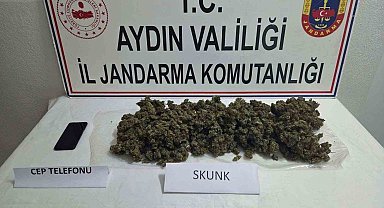 Didim'de yabancı uyruklu şahsın evinde 1 kilo uyuşturucu ele geçirildi
