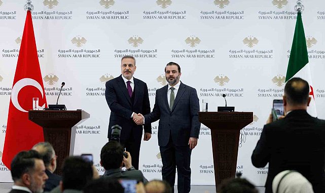 Dışişleri Bakanı Fidan SDG'nin Suriye ordusuna entegrasyonu sürecinde İsrail engeline işaret etti