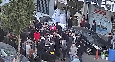 Diyarbakır'da kardeşlere silahlı saldırı: 2 yaralı