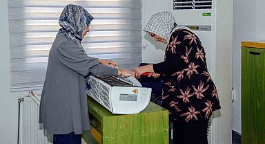 Diyarbakır'da klima, kombi ve petek bakımı kadınlara emanet
