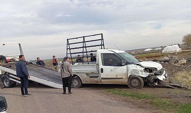 Diyarbakır'da pikap şarampole uçtu: 1 yaralı