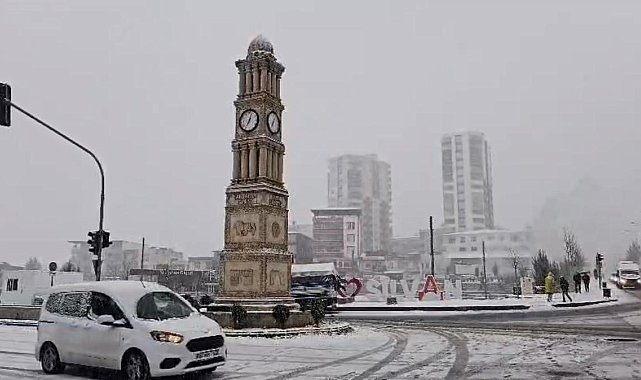Diyarbakır'ın dört ilçesinde okullara kar tatili