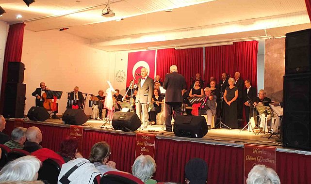 Dünden Kalanlar Konseri izleyenleri coşturdu