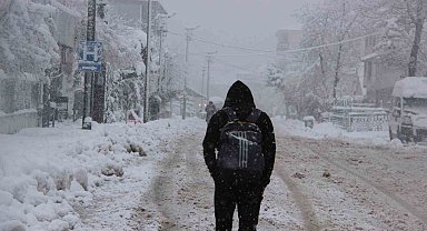 Düzce'de 2 ilçede okullar tatil edildi