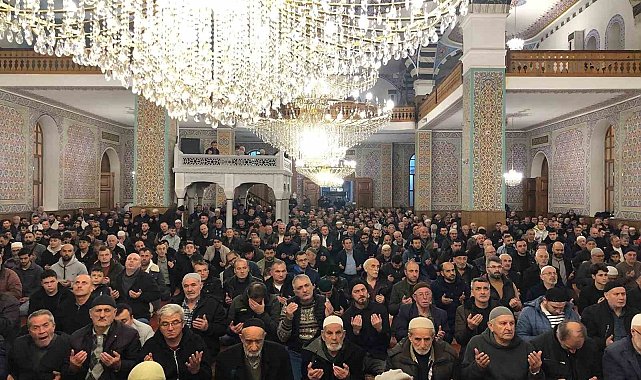 Düzce'de Regaip Kandili idrak edildi