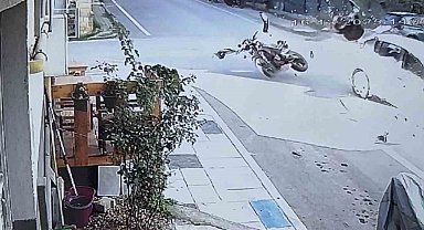 Edirne'de motosiklet sürücüsünün hayatını kaybettiği feci kaza kamerada