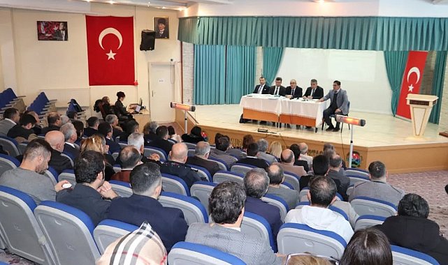 Edremit'te 1. dönem sonu değerlendirme toplantısı gerçekleştirildi