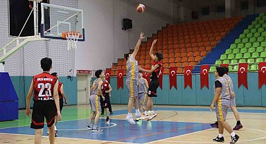 Elazığ'da basketbol turnuvası tamamladı