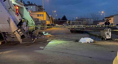 Elazığ'da çöp kamyonunun altında kalan işçi hayatını kaybetti