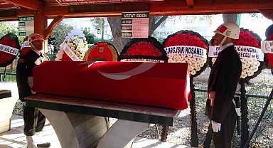 Emekli Tümgeneral Gürsel Öztürk Antalya'da son yolculuğuna uğurlandı