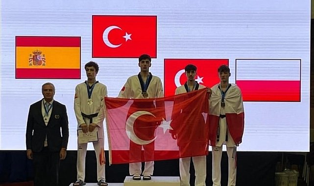 Emir Perçin bronz madalyanın sahibi oldu