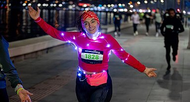 En uzun geceyi İzmirliler aydınlattı