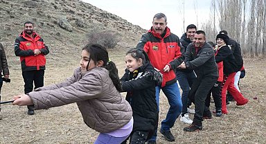 Engelleri doğa ile aştılar