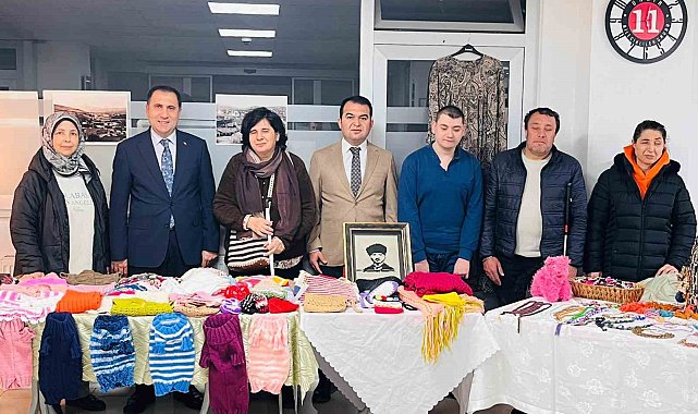 Engelli bireyler çini sanatıyla hayallerini betimledi