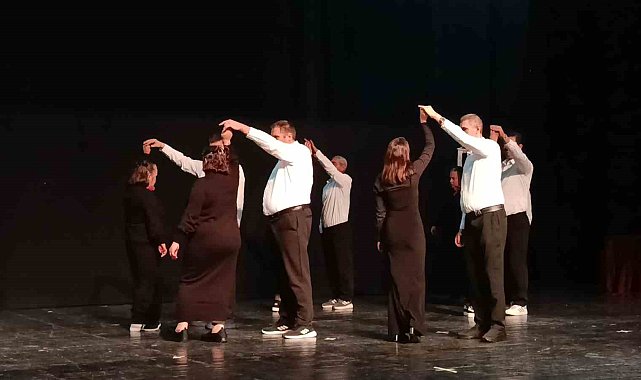 Engelliler yeteneklerini sergiledi