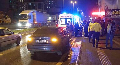 Ereğli'de motosiklet devrildi: 2 kişi yaralandı