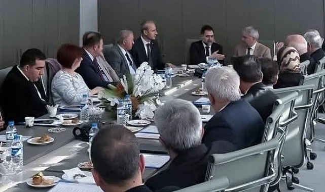 Erzurum Yakutiye'de Başkan Uçar lise müdrüleriyle buluştu