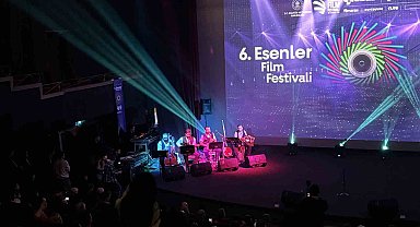 Esenler Belediyesi'nin düzenlediği '6. Esenler Film Festivali' ödülleri sahiplerini buldu