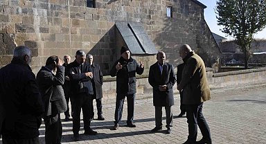 Esenlik Külliyesinde 8 milyon liralık dayanışma örneği