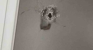 Esenyurt'ta alkollü maganda paniği: Evin camına kurşun isabet etti