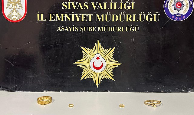 Evlilik vaadiyle dolandırdılar, kaçamadan yakalandılar
