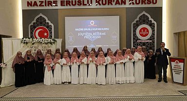 Gaziantep'te 16 öğrenci icazet merasiminde hafızlık belgelerini aldı