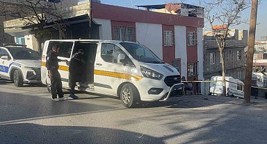 Gaziantep'te eski koca dehşeti: Boşandığı eşini bıçakla öldürdükten sonra kendisini ağır yaraladı