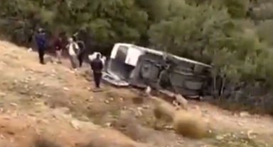 Gaziantep'te tarım işçilerini taşıyan minibüs şarampole uçtu: 1 ölü, 3 ağır yaralı