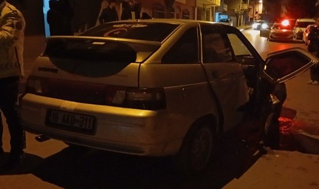 Gece saatlerinde sıkışmalı kaza: 2 yaralı